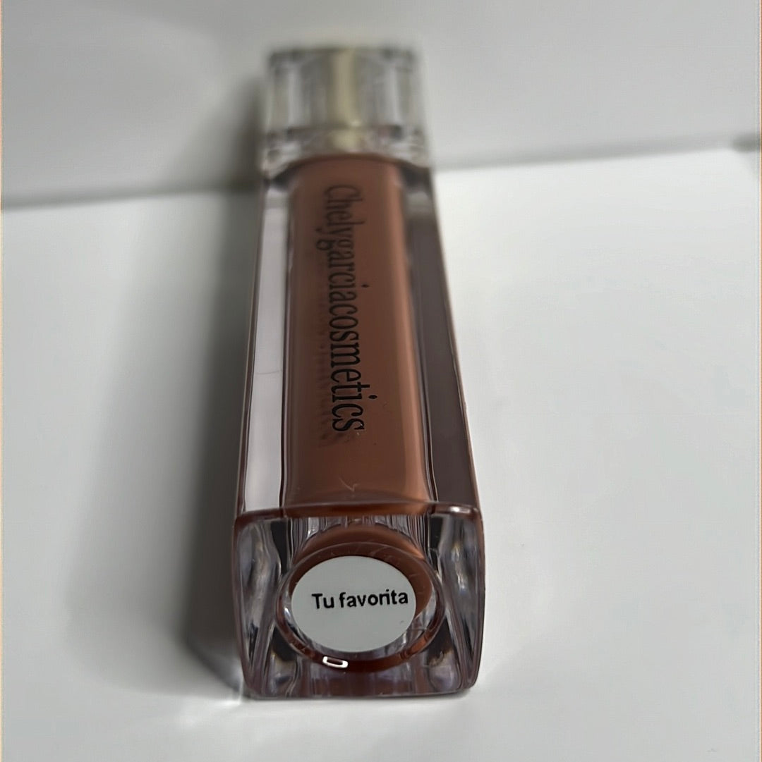 “Lip Kit Tu favorita” Matte lipstick y lapiz labial
