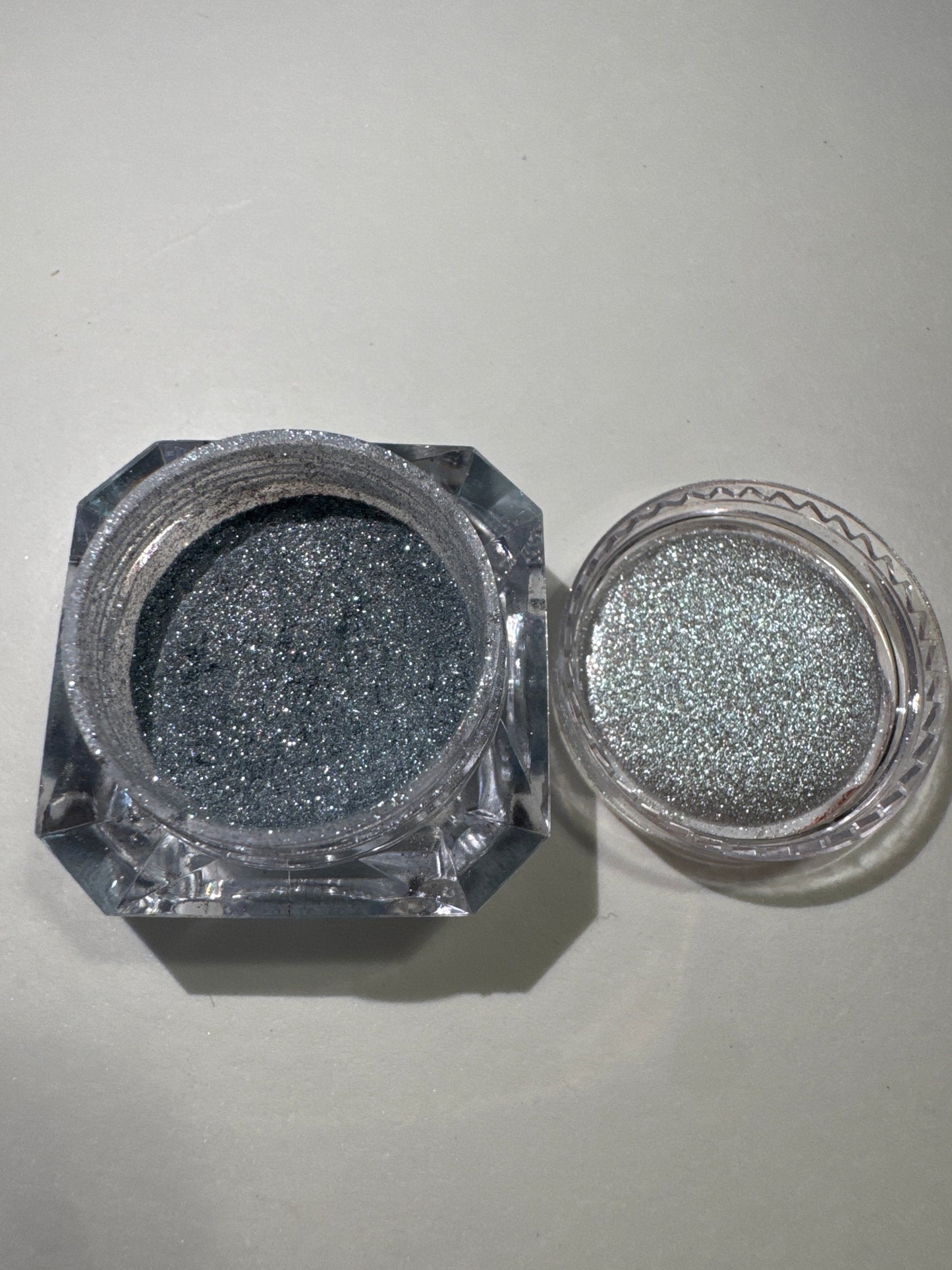 NC-04 Pigmento plateado