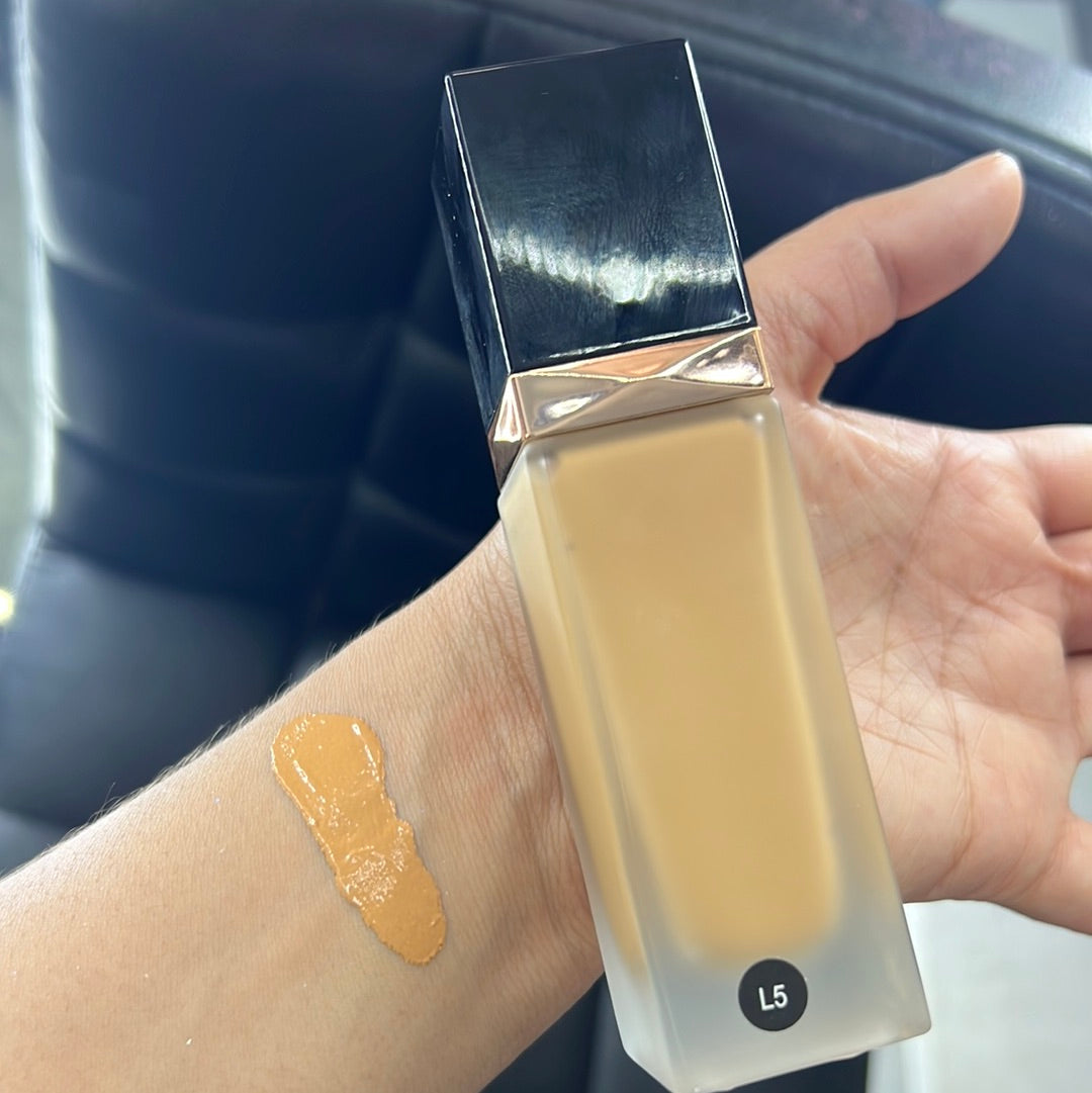 Warm beige L5 bace matte