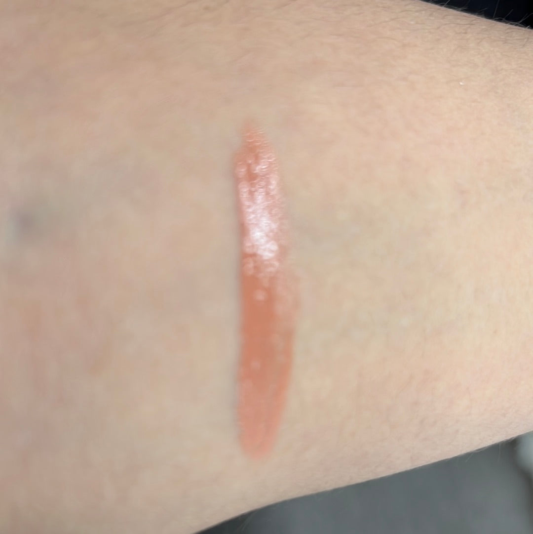 “Hay que rico lipgloss”